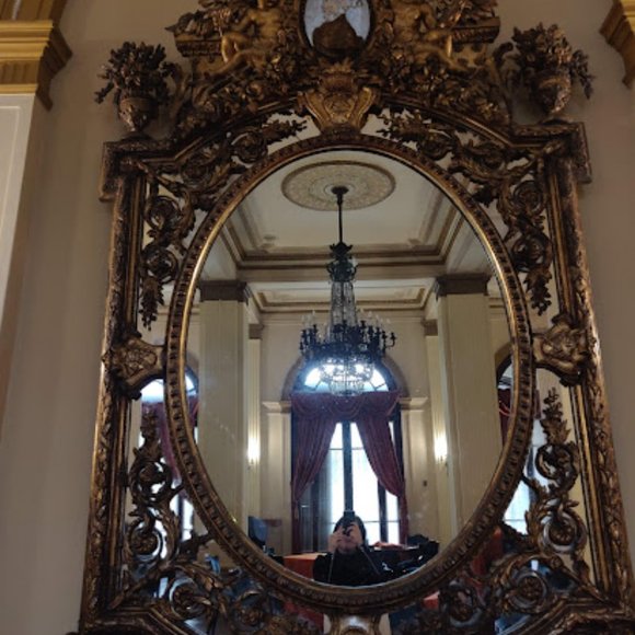 Meet your Posher, Celest - Picture 10 of 14